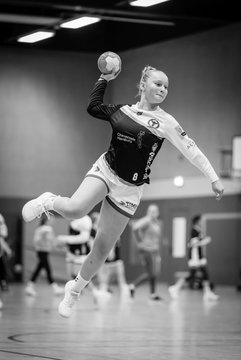 Bild 165 - wCJ HC Quickborn - TuS Esingen : Ergebnis: 40:23